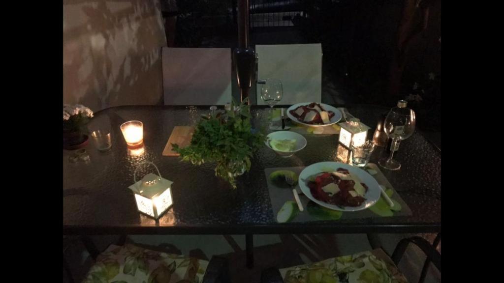Grande Bilocale Con Giardino E Posto Auto Privato Comodo Al Mare Varraze Exterior foto